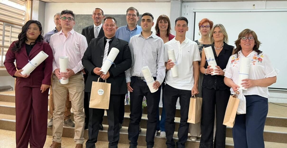 Nuevos egresados en FaCA
